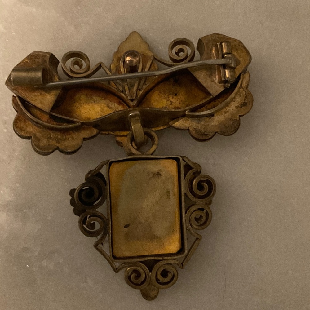 Antique Gold Filled Intricate Brooch. Estate Sale Piece. Vintage Unique 🌹 - Picture 3 of 3